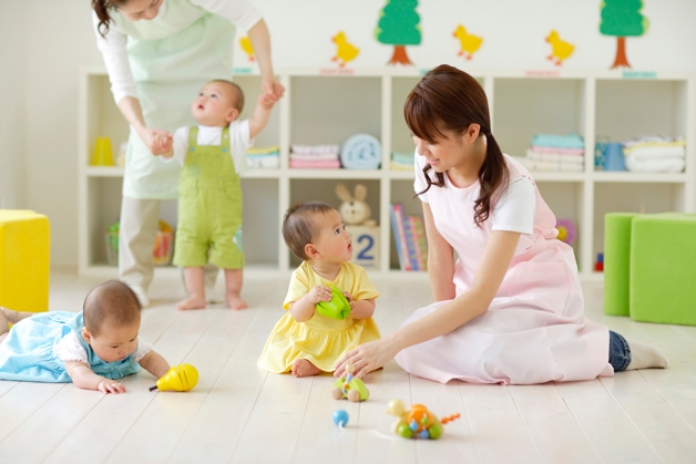 定員12名の保育園で保育士のお仕事!ピアノ無し!持ち帰り仕事無し!
